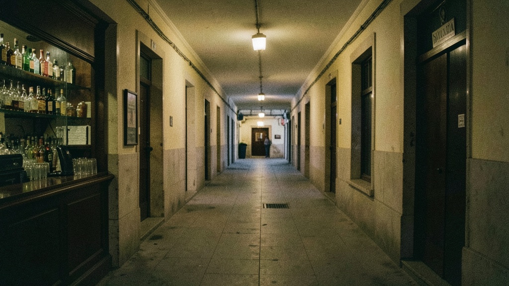COE de Santa Lucía restringe horarios de bares y suspende eventos tras violencia