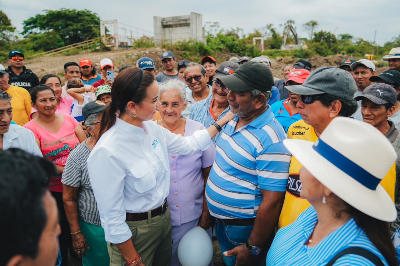 Inicia construcción del puente sobre el río Bachillero en Isidro Ayora