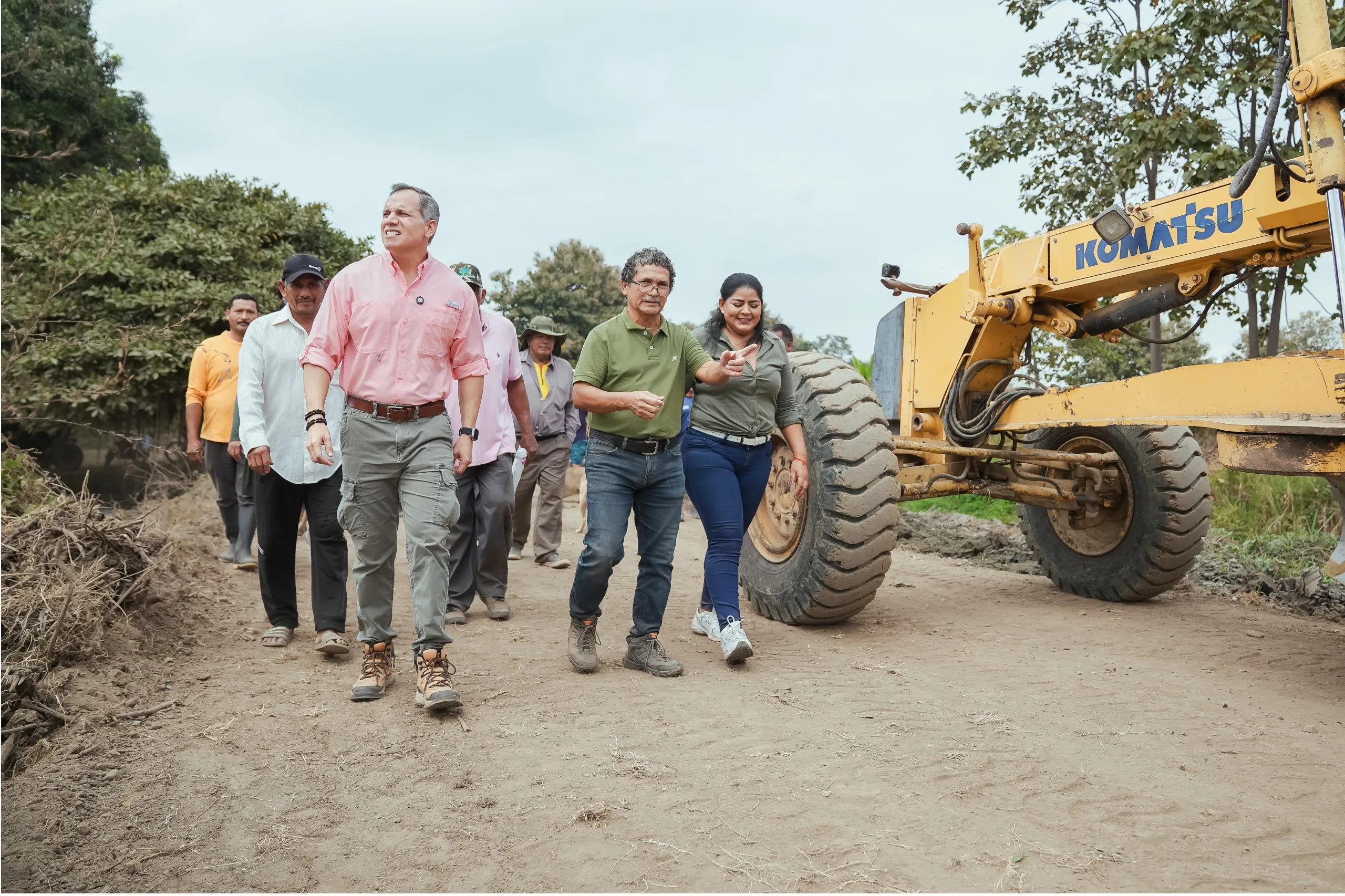 Prefectura del Guayas inicia obra vial en La Semira, Jujan